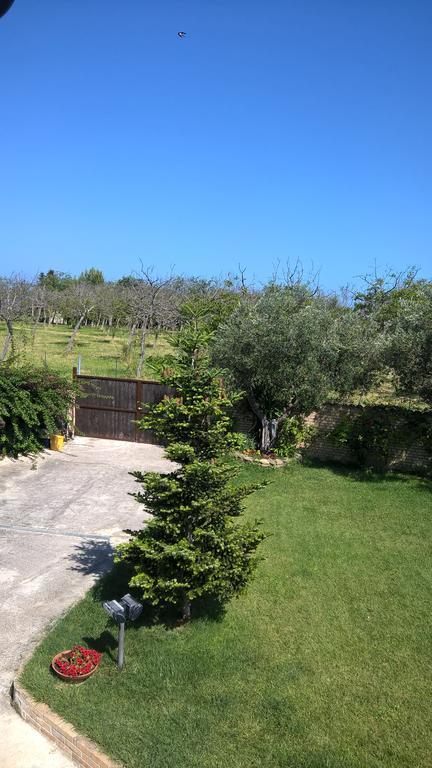 Ferienwohnung La Collina Del Riccio Ortona Exterior foto
